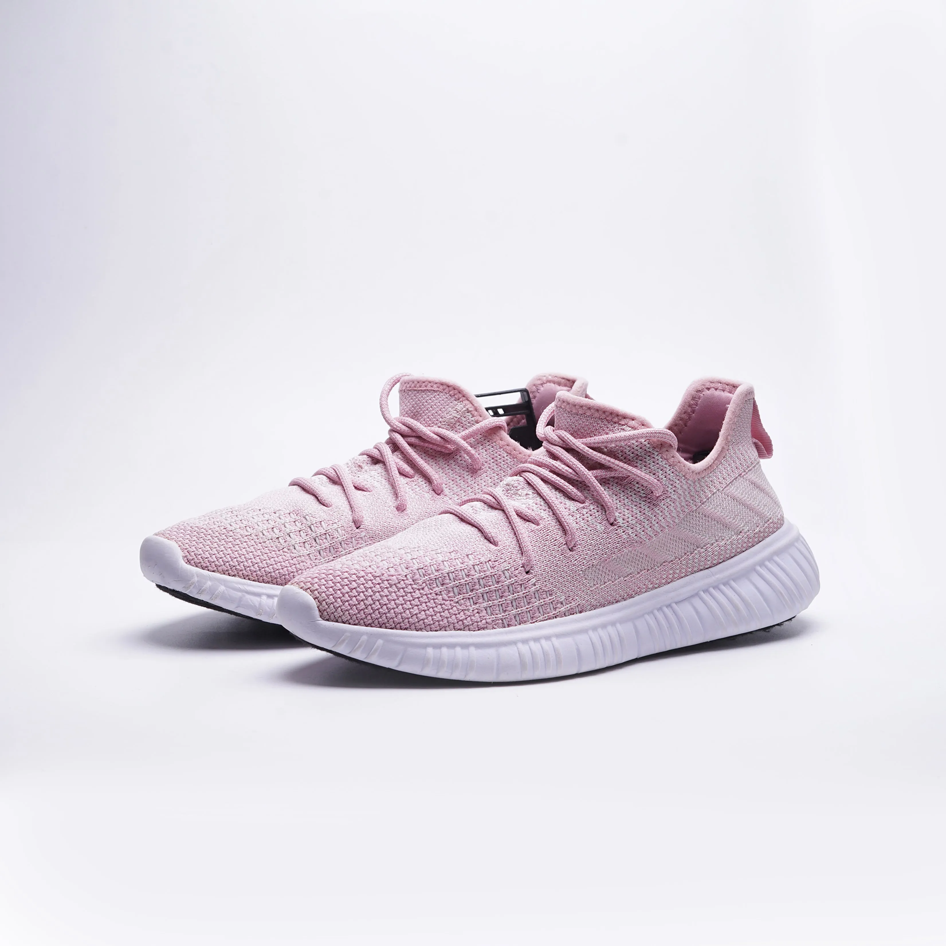 Avia womans sneaker