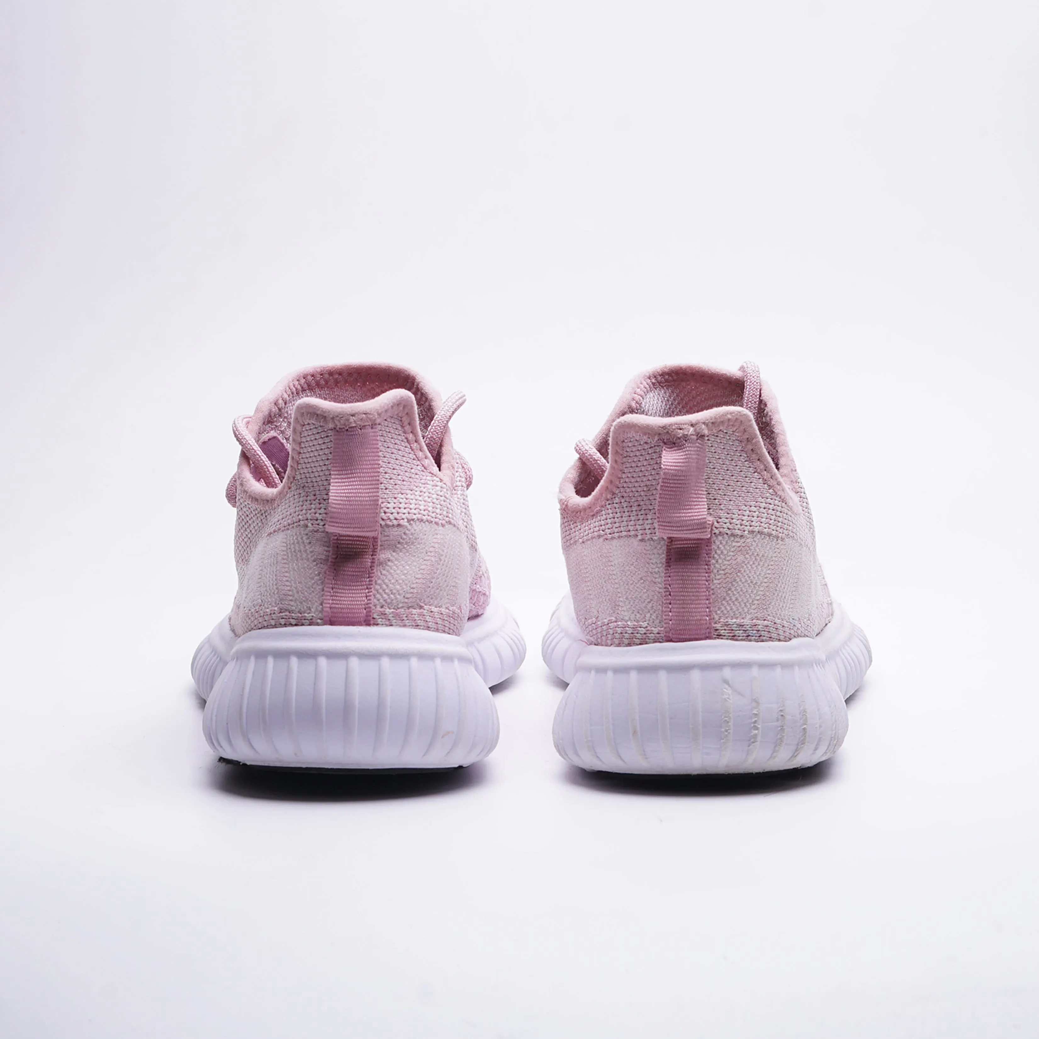 Avia womans sneaker