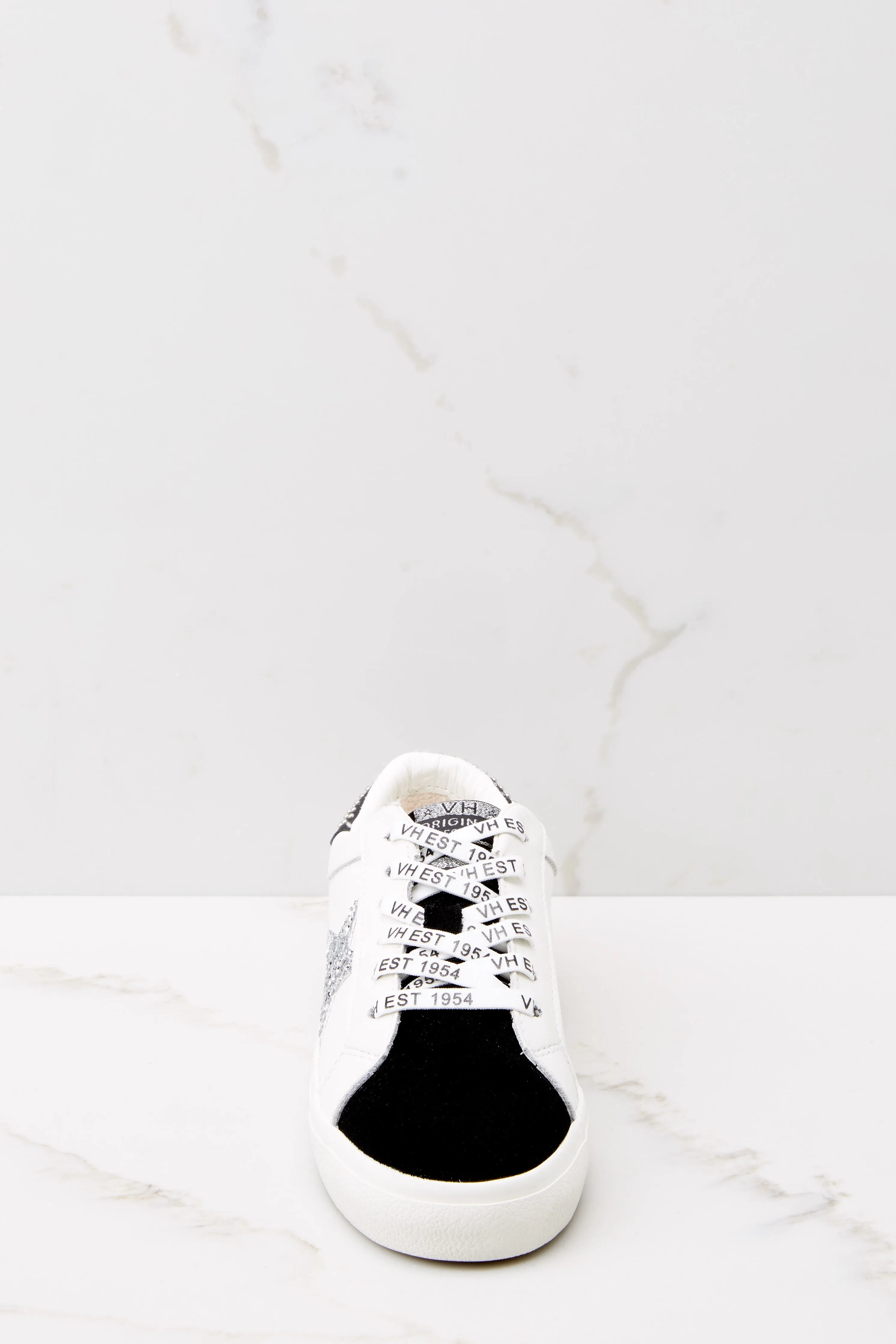 Journey 1 Black White Sneakers