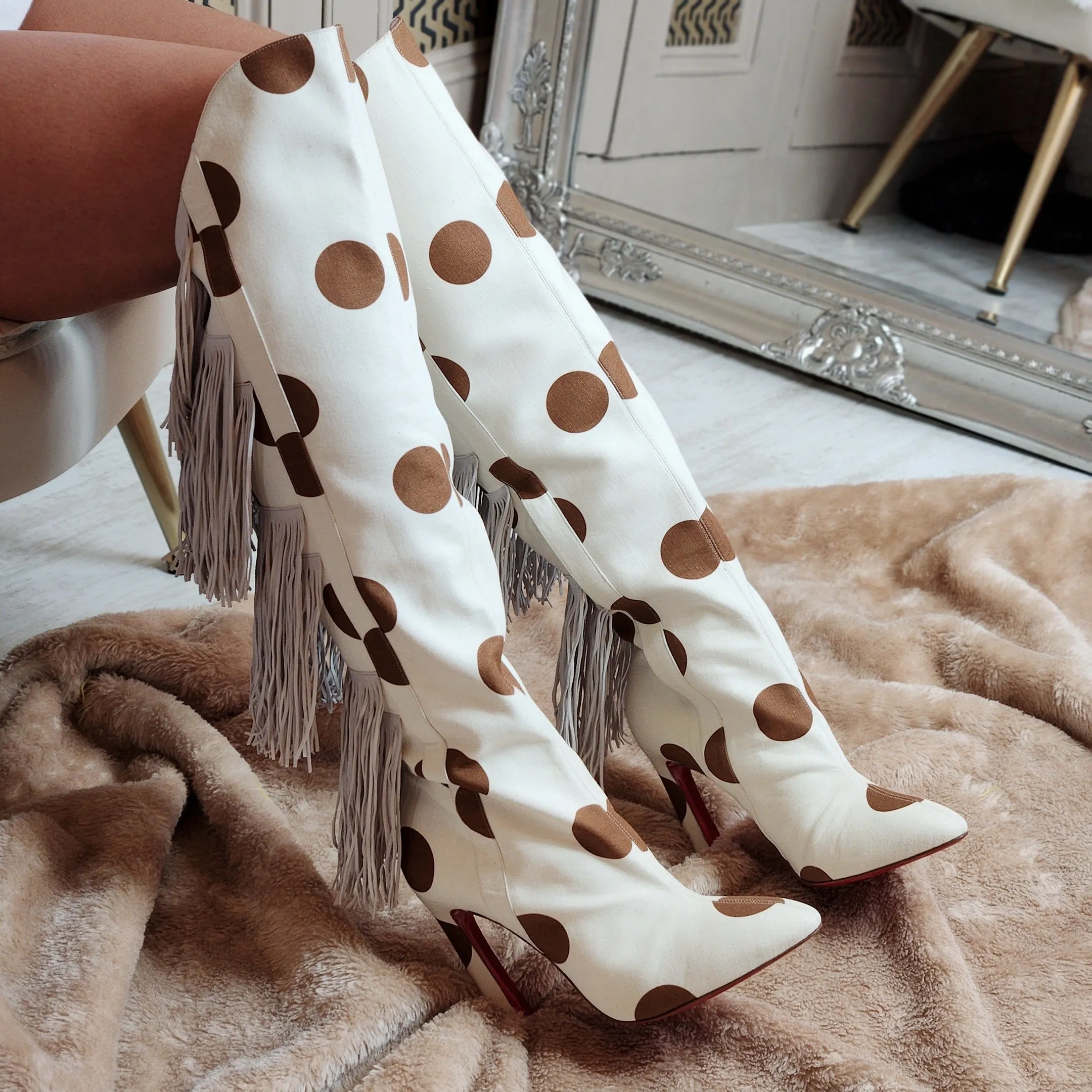 LOUBOUTIN KNEE HIGH BOOTS EU 40/ UK 7