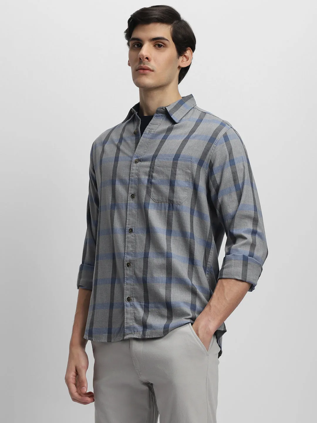 Men's Checked Pure Cotton Slim Fit Casual Shirt